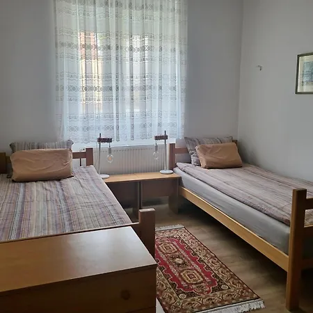 Apartment Ljuba *